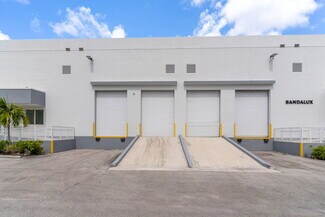 Plus de détails pour 7900-7930 NW 71st St, Miami, FL - Industriel à louer