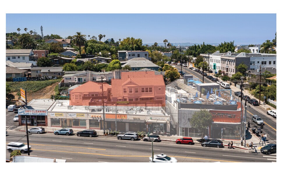 A++ Retail and Residential Collection portefeuille de 3 propriétés à vendre sur LoopNet.ca - Photo du bâtiment - Image 2 de 20