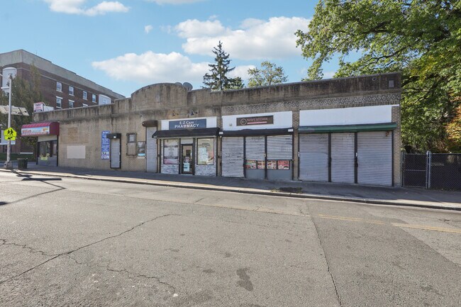 More details for 41-45 N Clinton St, East Orange, NJ - Retail for Sale