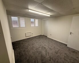 North Farm Rd, Tunbridge Wells for lease Interior Photo- Image 2 of 4