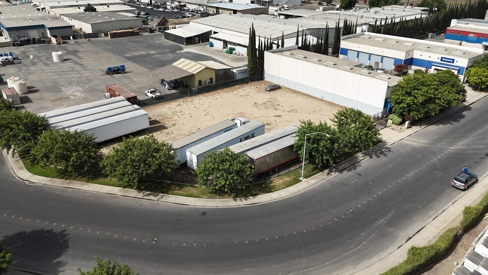 1305 Venture Ln, Turlock, CA for lease - Building Photo - Image 3 of 9