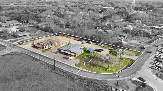 More details for 12390 Farm to Market 390 W Rd, Burton, TX - Retail for Sale