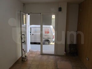 Retail in Barcelona, Barcelona for lease Interior Photo- Image 2 of 8