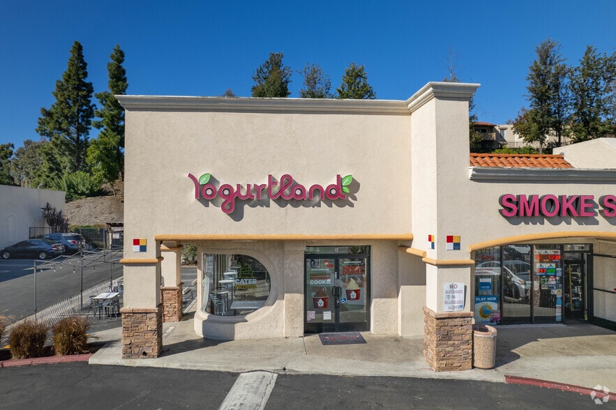 25351-25461 Alicia Pky, Laguna Hills, CA à louer - Photo du bâtiment - Image 3 de 29