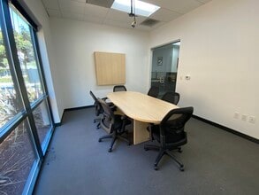 465 N Whisman Rd, Mountain View, CA à louer Photo intérieure- Image 2 de 11