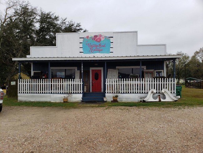 Plus de détails pour 1255 W Highway 6, Alvin, TX - Commerce de détail à vendre