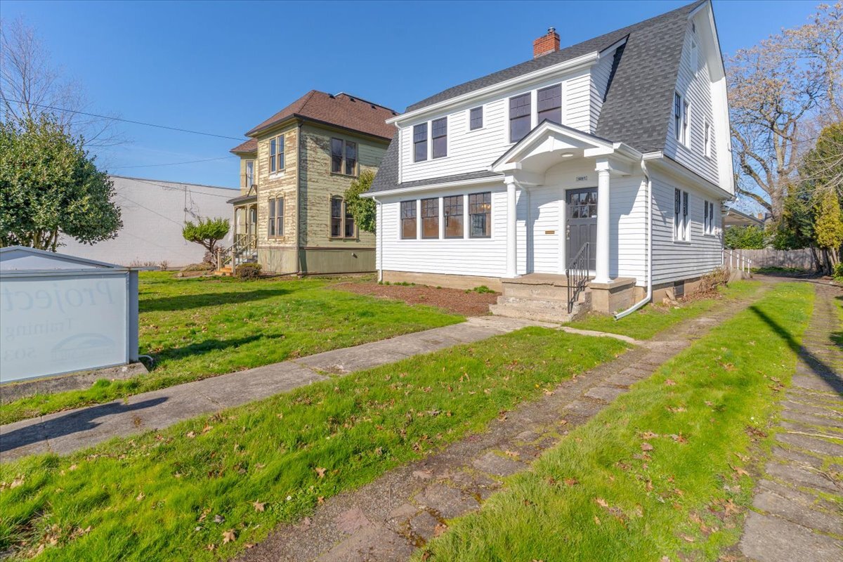 1607 State St, Salem, OR à vendre Photo principale- Image 1 de 20