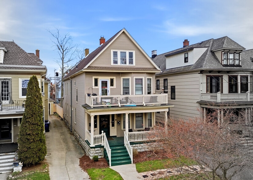 115 Claremont Ave, Buffalo, NY à vendre - Photo du bâtiment - Image 3 de 42