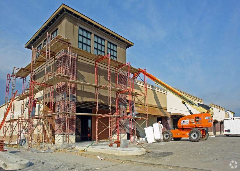 2651-2677 Kirkwood Hwy, Newark, DE for lease - Building Photo - Image 2 of 7