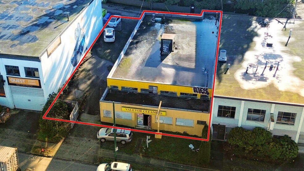 2014 Dundas St, Vancouver, BC à vendre - Photo du bâtiment - Image 2 de 2