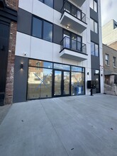 285 Metropolitan Ave, Brooklyn, NY for lease Building Photo- Image 2 of 9