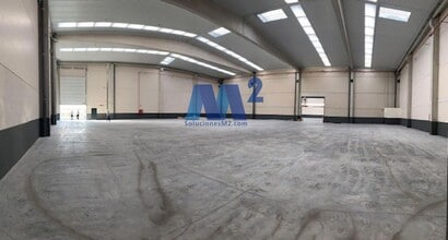 Industriel dans Pinto, Madrid à louer Photo du bâtiment- Image 2 de 6