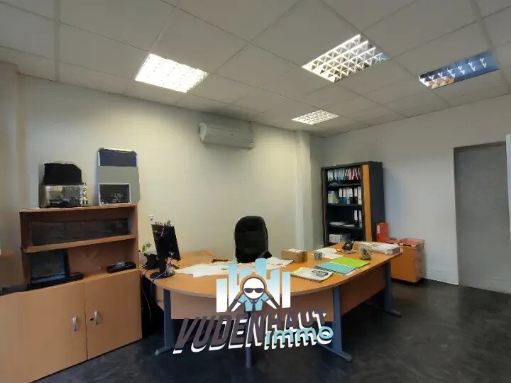 Flex in Montrabé for lease - Interior Photo - Image 2 of 9