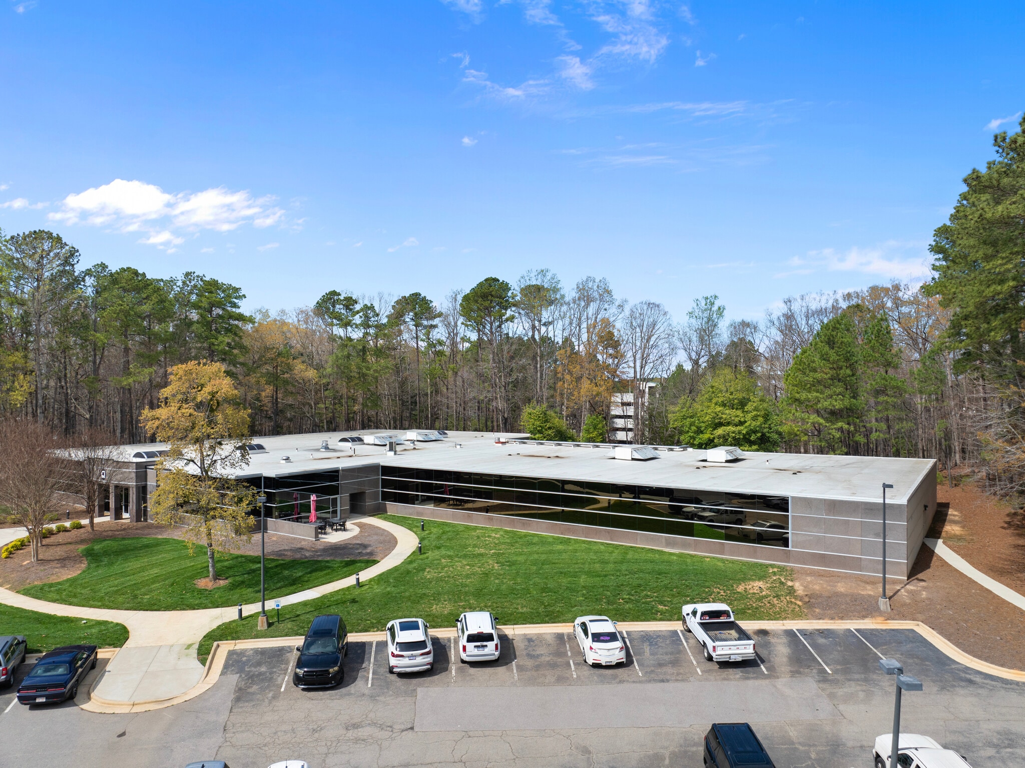 301 Gregson Dr, Cary, NC for sale Primary Photo- Image 1 of 19