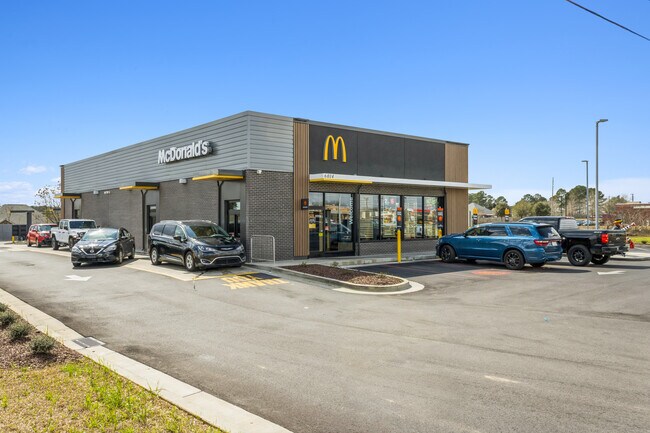 More details for 6014 Boll Weevil Cir, Enterprise, AL - Retail for Sale