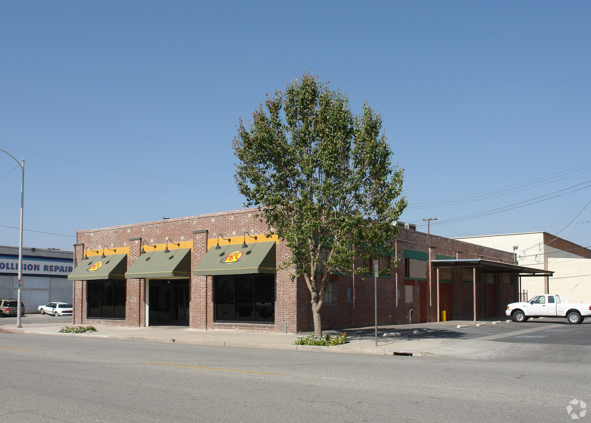 930 18th St, Bakersfield, CA for sale Primary Photo- Image 1 of 1