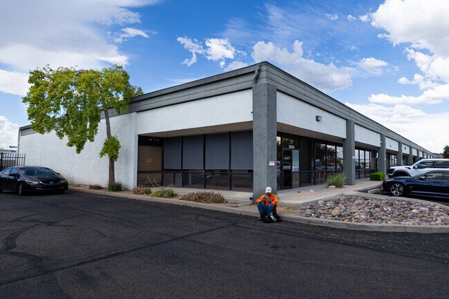 More details for 3310-3334 W Flower St, Phoenix, AZ - Industrial for Lease