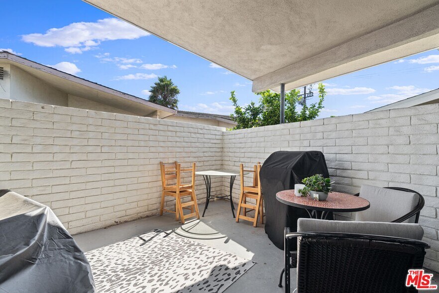 5044 W Slauson Ave, Los Angeles, CA à vendre - Photo du bâtiment - Image 3 de 64