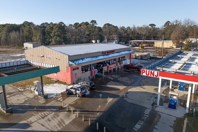 Plus de détails pour 22263 US Highway 59 N, Queen City, TX - Commerce de détail à vendre