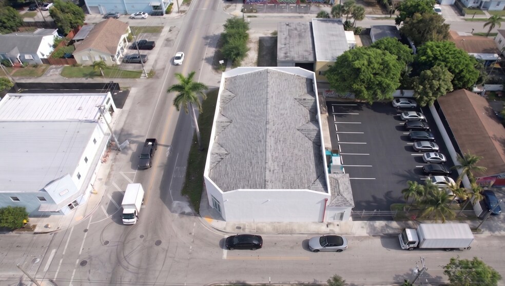 3901 NW 2nd Ave, Miami, FL à vendre - Photo du bâtiment - Image 3 de 5
