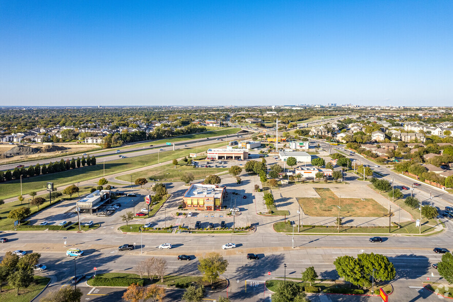 3575 Frankford Rd, Dallas, TX à louer - Photo du bâtiment - Image 1 de 3