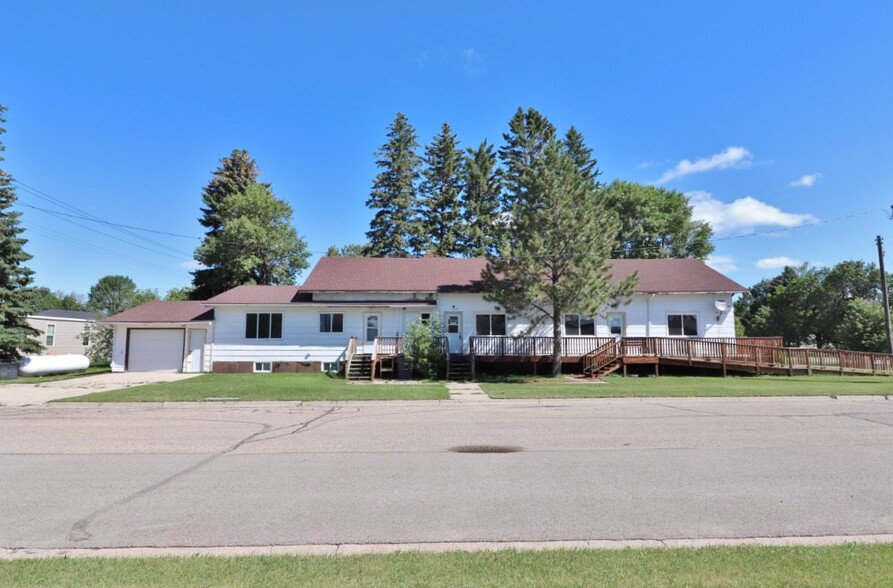 300 Main St, Sherwood, ND for sale - Building Photo - Image 1 of 49