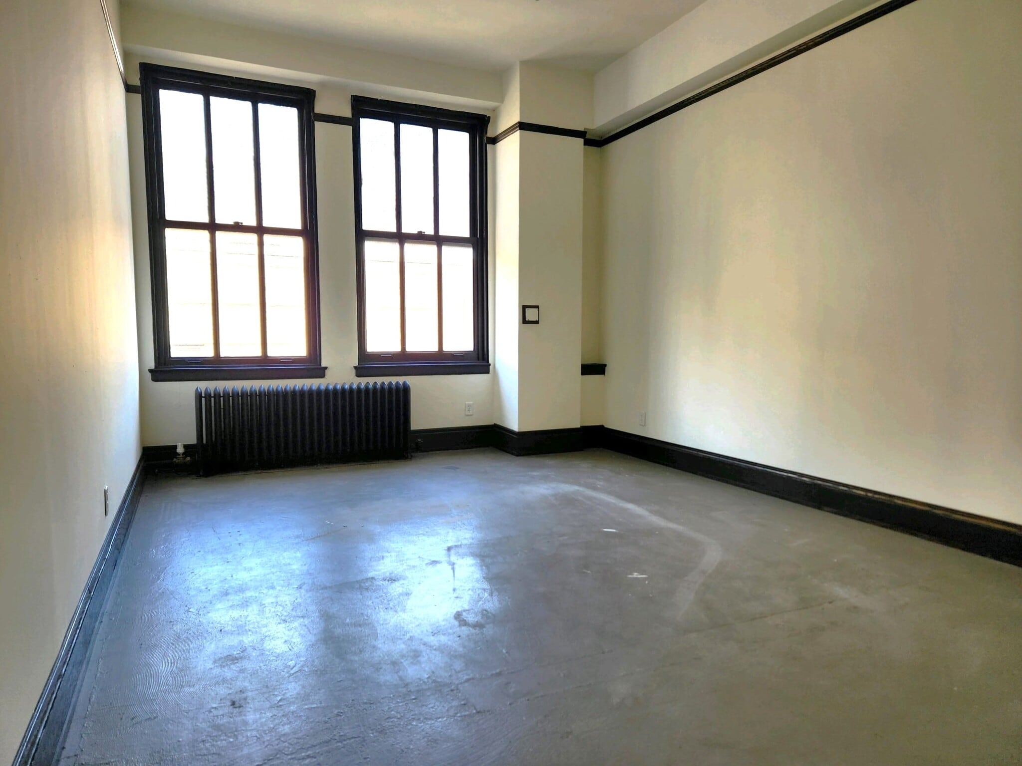 275 4th St E, Saint Paul, MN à louer Photo intérieure- Image 1 de 3