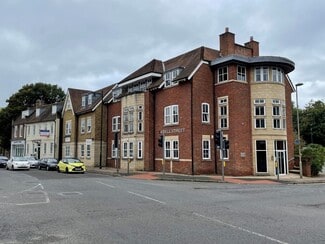 Plus de détails pour 34 Bell St, Reigate - Bureau à louer