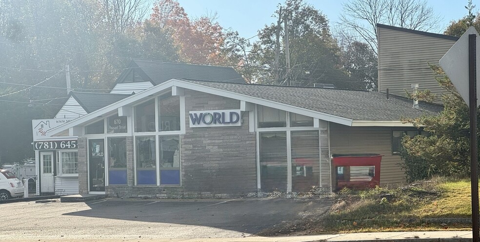 670 Pleasant St, Brockton, MA for sale - Primary Photo - Image 1 of 1