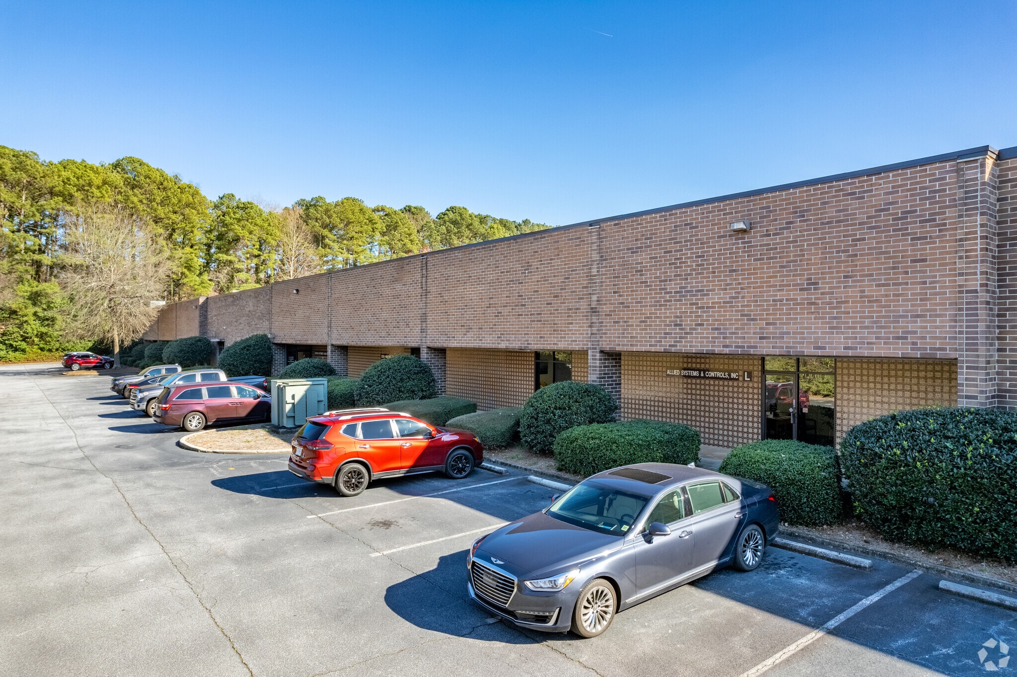 2177 Flintstone Dr, Tucker, GA for lease Primary Photo- Image 1 of 9