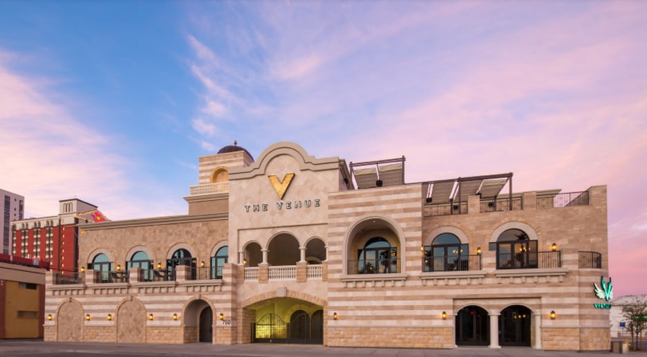 750 E Fremont St, Las Vegas, NV à vendre - Photo du bâtiment - Image 2 de 15