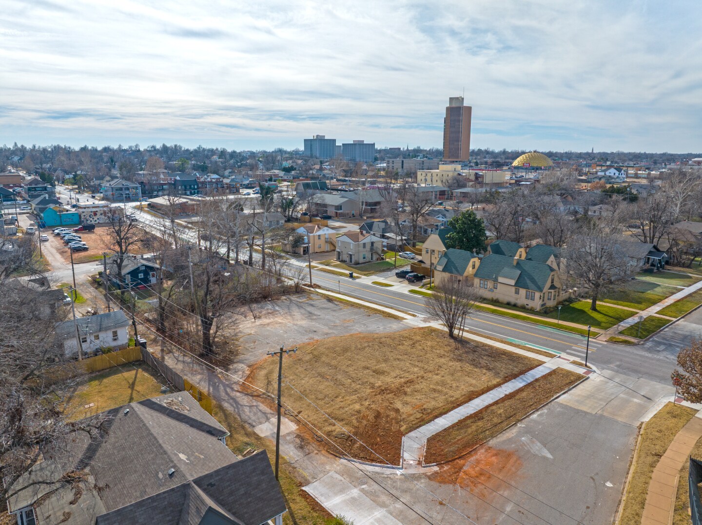 2522 N Shartel Ave, Oklahoma City, OK à vendre Photo principale- Image 1 de 9