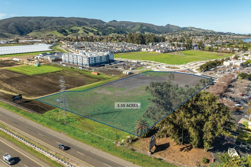 2040 Prado Rd, San Luis Obispo, CA à louer - Aérien - Image 1 de 11