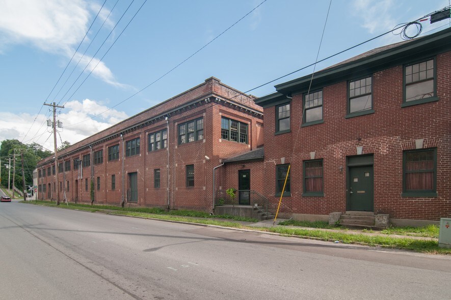 315 Albemarle Ave SE, Roanoke, VA à vendre - Photo du bâtiment - Image 3 de 41