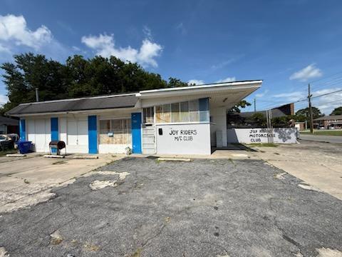 608 N Adkin St, Kinston, NC à vendre Photo du bâtiment- Image 1 de 1
