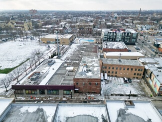 Plus de détails pour 4740 N Clark St, Chicago, IL - Bureau à vendre