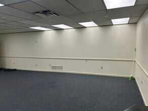 139 W Market St, West Chester, PA à louer Photo intérieure- Image 2 de 55