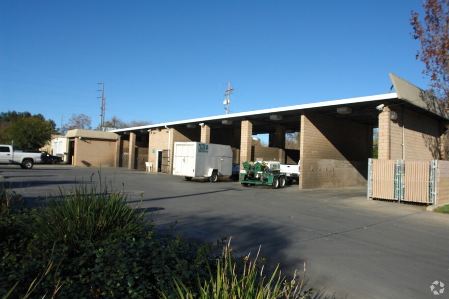 1110 W 6th St, Chico, CA à vendre - Photo du bâtiment - Image 1 de 3