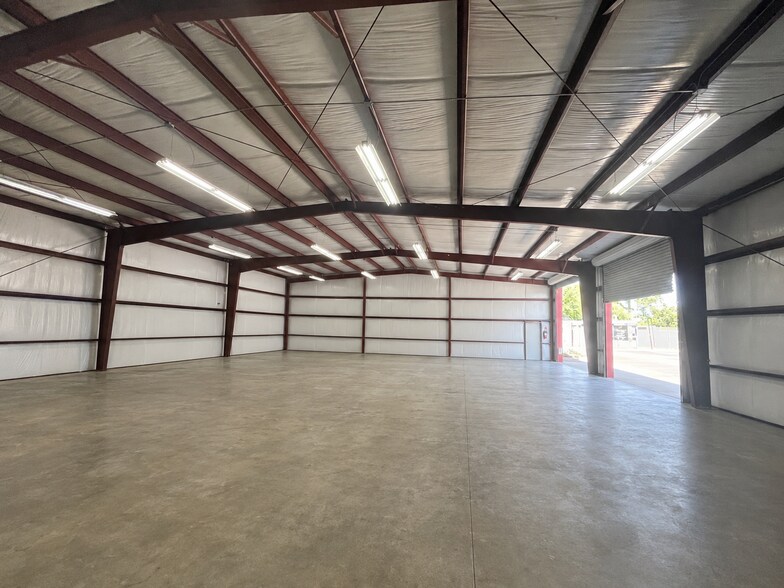 7173 Cross County Rd, North Charleston, SC à louer - Photo du bâtiment - Image 3 de 3