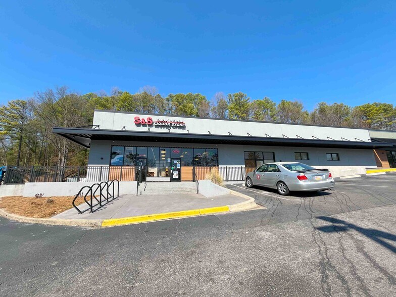 700-724 Valley Ave, Birmingham, AL for lease - Building Photo - Image 2 of 11