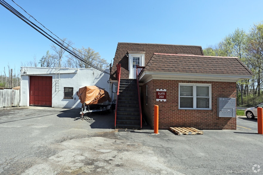 2020 Fairfax Ave, Cherry Hill, NJ for lease - Building Photo - Image 3 of 16
