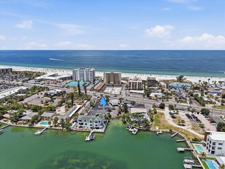 5005 Gulf Blvd, Saint Petersburg, FL for sale - Building Photo - Image 3 of 25