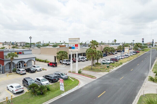 Plus de détails pour 568 Springmart Blvd, Brownsville, TX - Bureau, Bureau/Commerce de détail à louer