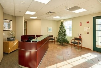 25 Rockwood Dr, Marshfield, MA for lease Interior Photo- Image 1 of 12