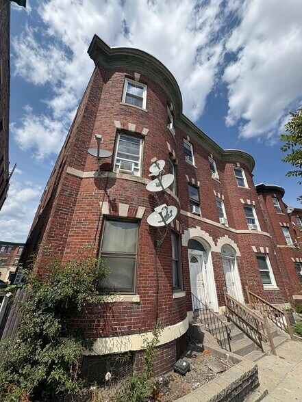 251 Cambridge St, Boston, MA à vendre - Photo du bâtiment - Image 2 de 3