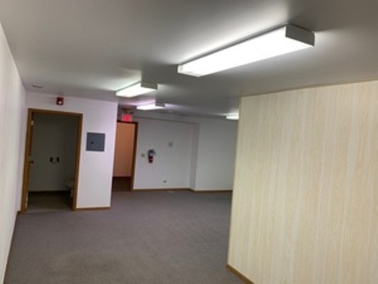 2502 Spring Ridge Rd, Spring Grove, IL for lease - Interior Photo - Image 2 of 13