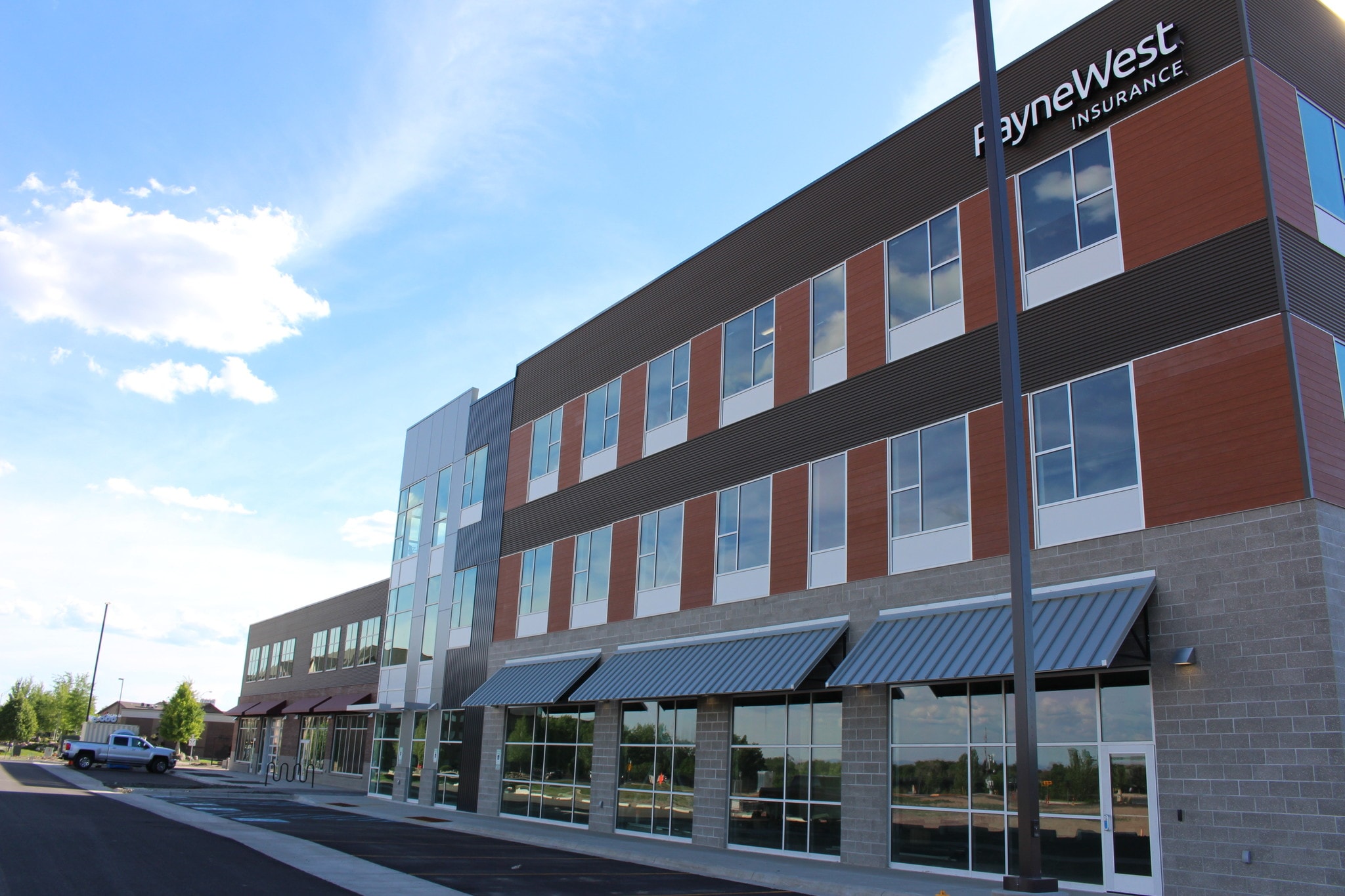 405 3rd St NW, Great Falls, MT à louer Photo du bâtiment- Image 1 de 7