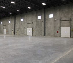 12642 184 St NW, Edmonton, AB à louer Photo intérieure- Image 2 de 7