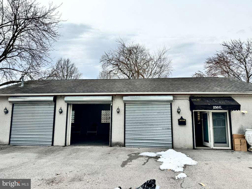 250 E Cleveland Ave, Norwood, PA à louer Photo intérieure- Image 1 de 27