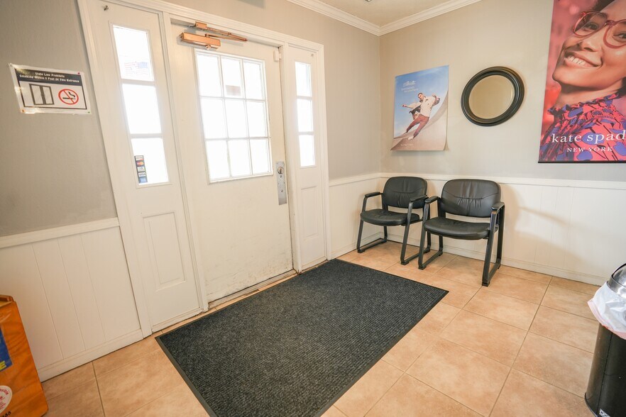 506 S Country Ln, Monticello, IN à vendre - Photo du bâtiment - Image 2 de 35